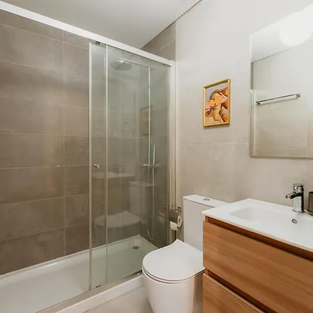 Mary Orange - No 236 1d - Chick & Cozy Two-bedroom * Lisboa