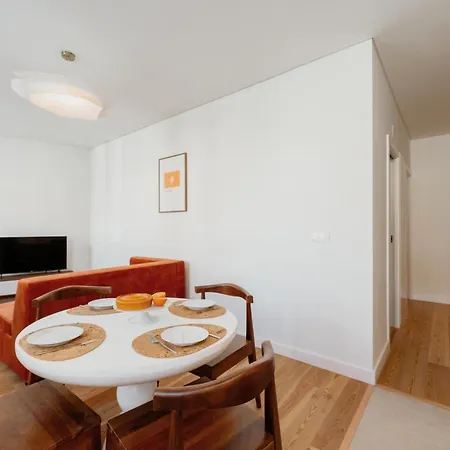 Apartman Mary Orange - No 236 1d - Chick & Cozy Two-bedroom Lisboa